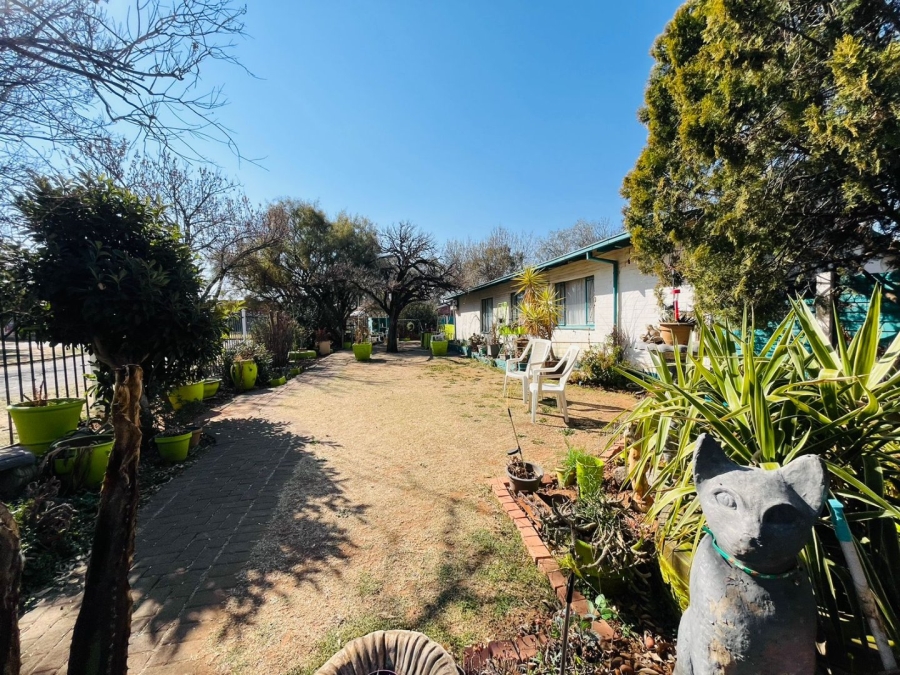 4 Bedroom Property for Sale in Brandwag Free State